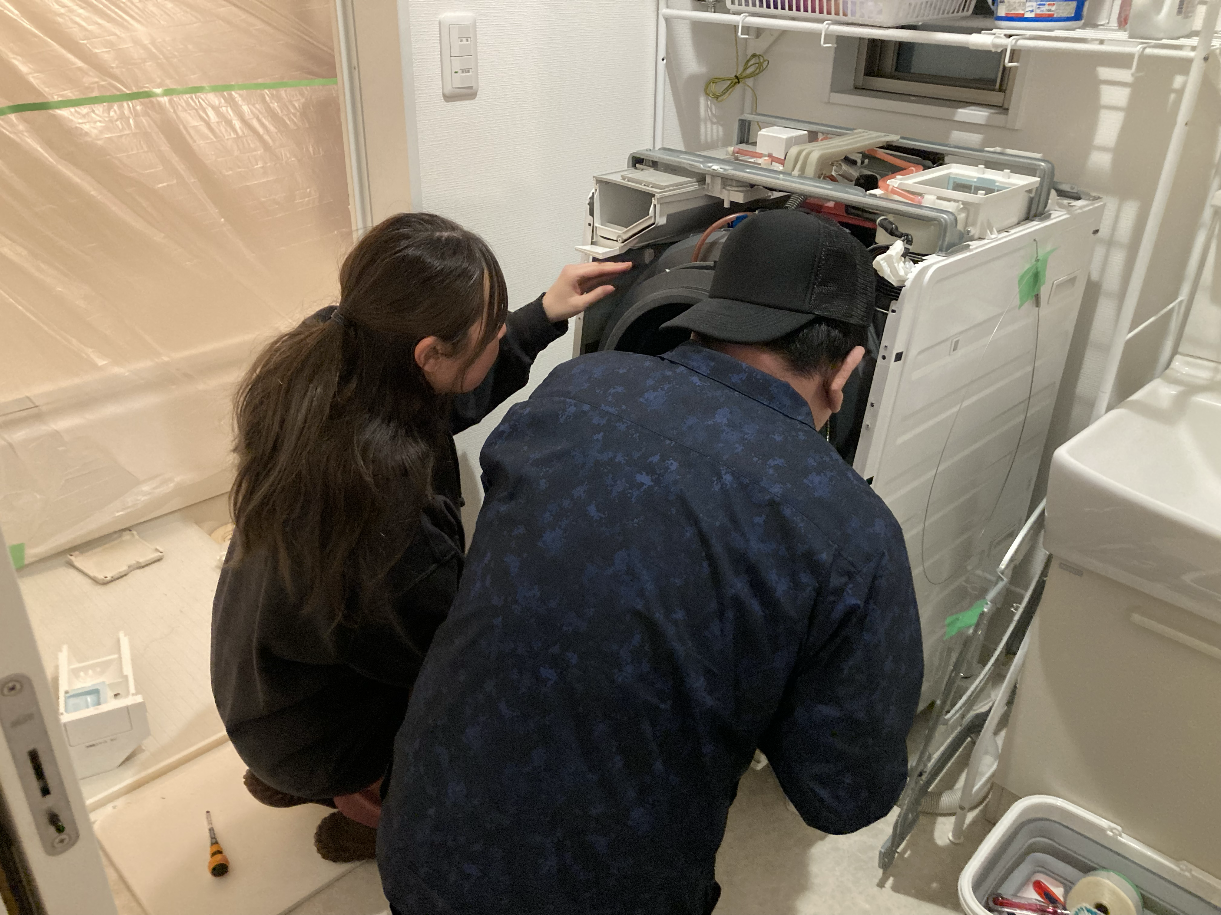 洗濯機クリーニングの様子